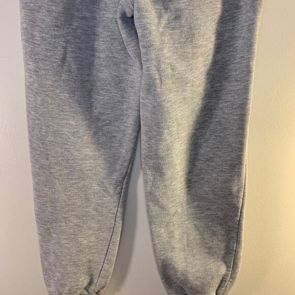 CHAMPION Boy’s Light Grey Logo Sweatpants / Size: Medium - Picture 10 of 13